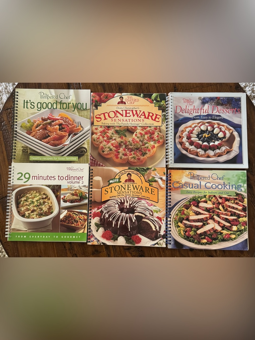 LNWOT 25 Pampered Chef cookbooks